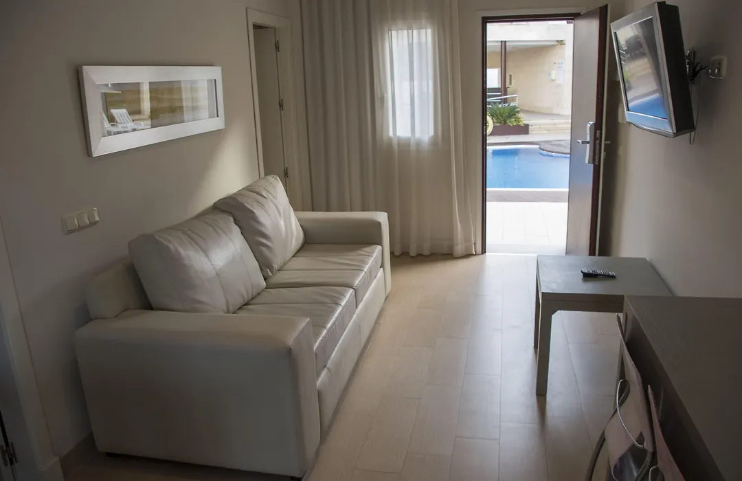 Aparthotel Novo Sancti Petri-1